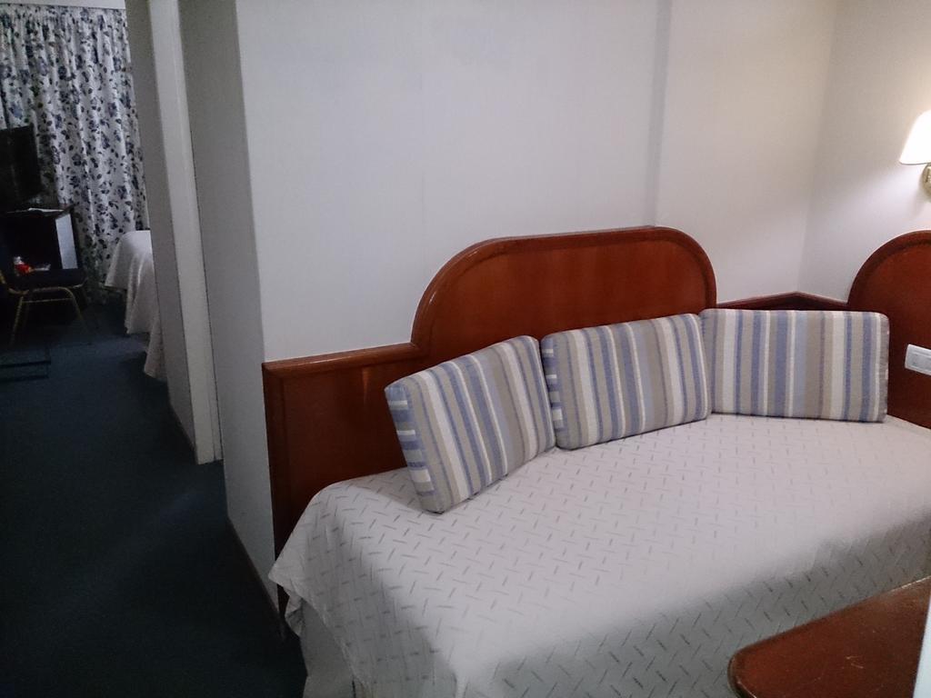Hotel Orly Corrientes Szoba fotó