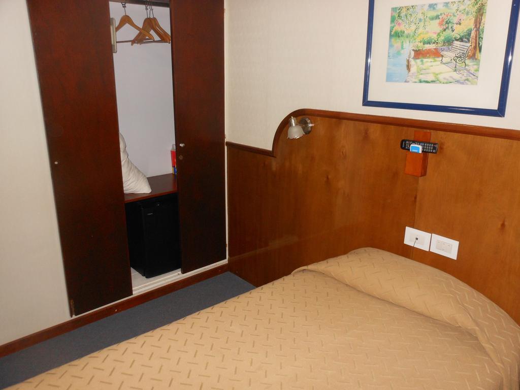 Hotel Orly Corrientes Kültér fotó