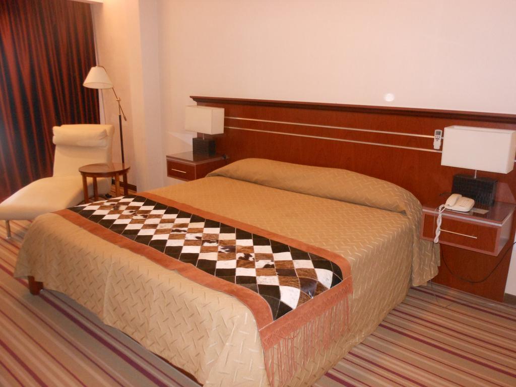 Hotel Orly Corrientes Szoba fotó