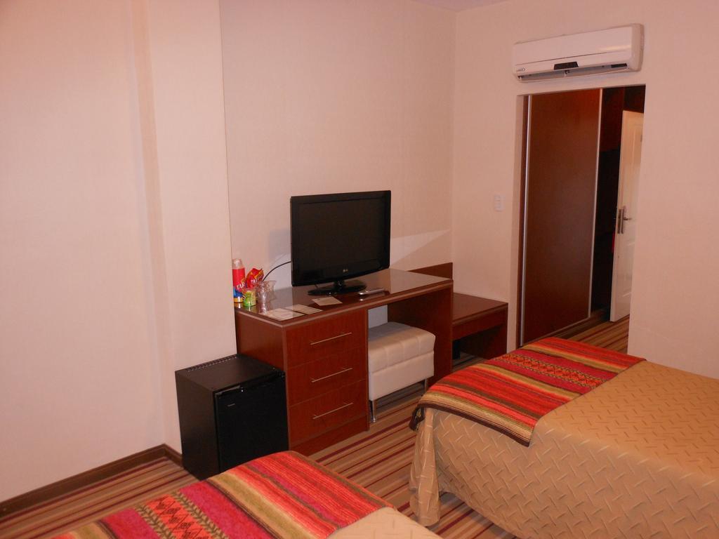 Hotel Orly Corrientes Kültér fotó