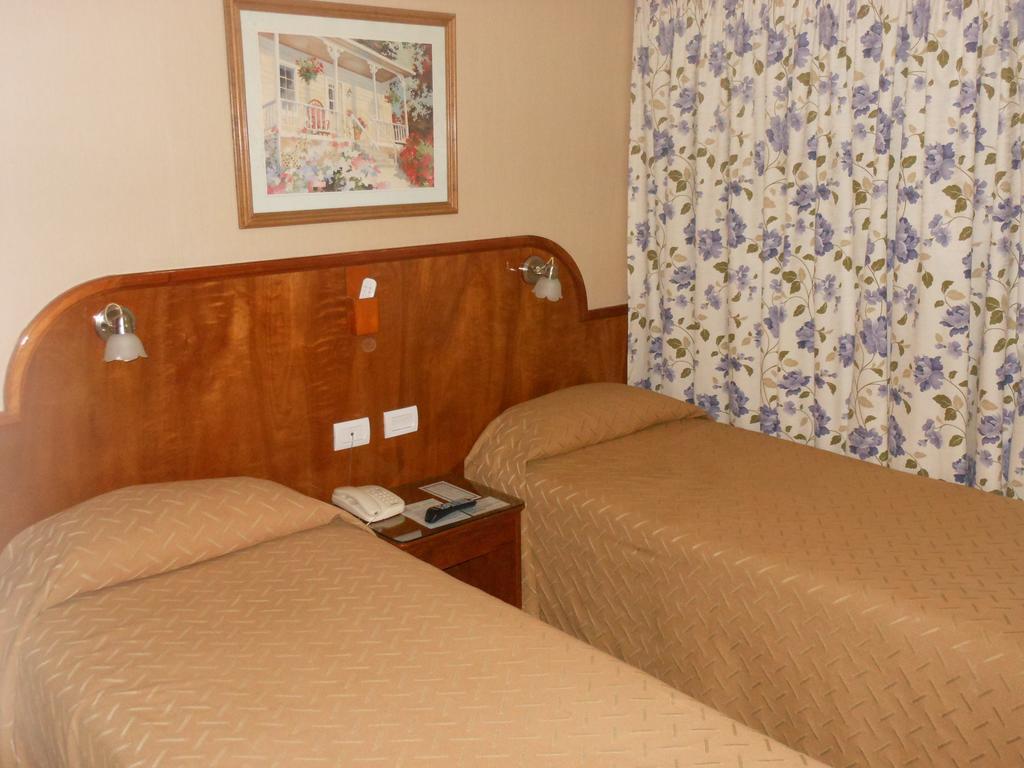 Hotel Orly Corrientes Szoba fotó